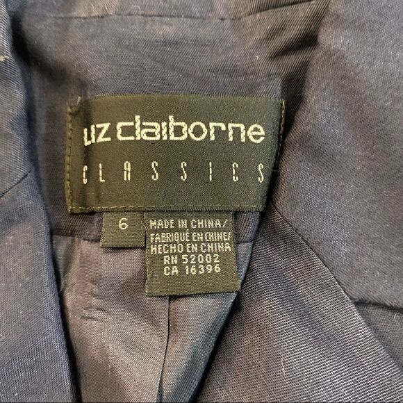 Liz Claiborne classics blue blazer w shoulder pads - Picture 7 of 7